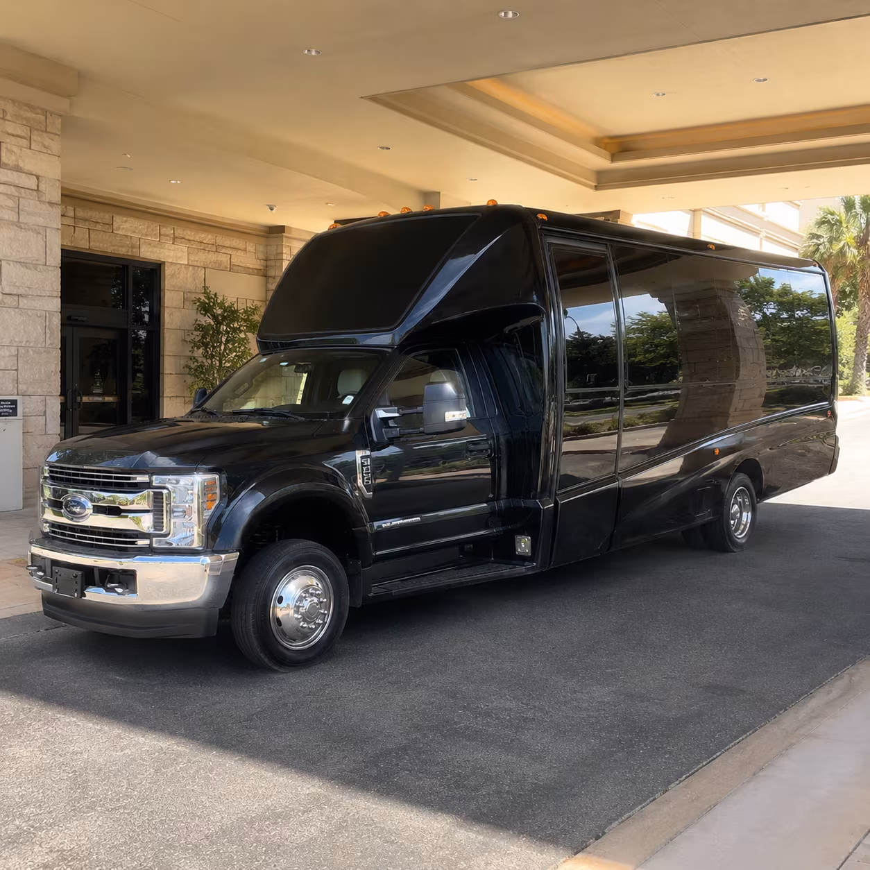 Carrollton Birthday, Sweet 16, & Quinceañera Party Bus Rentals