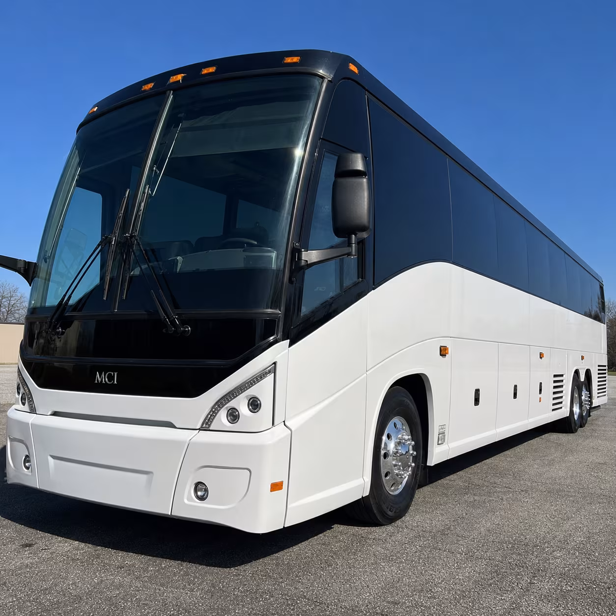 Dallas Airport Shuttle & Transportation party bus exterior