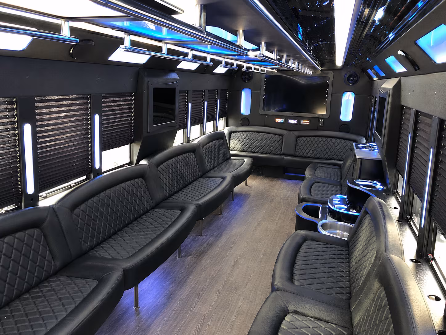 Dallas Birthday, Sweet 16, & Quinceañera Transportation party bus exterior