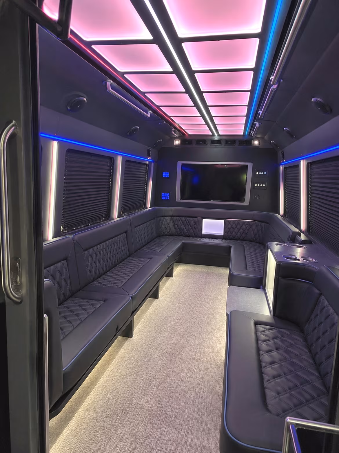 Dallas Birthday, Sweet 16, & Quinceañera Transportation party bus interior
